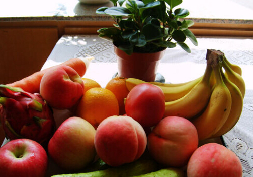 �����Ԫ�ص�ʳ����Խ�������Ů�����L(f��ng)�L(f��ng)�U(xi��n)������