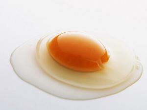 驚人!吃雞蛋黃的危害等同于吸煙?