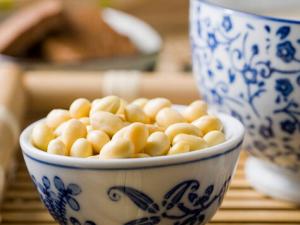 榨豆漿的豆渣可以吃嗎？什么人不能吃豆渣？