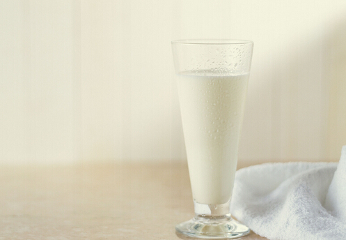 ţ��Ҫ�����ٺȆ᣿ţ�̵�ʳ���r(ji��)ֵ