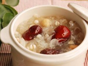 隔夜的銀耳能吃嗎？隔夜銀耳為什么不能吃