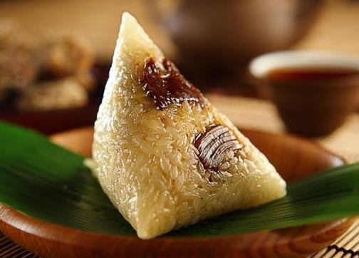 粽子煮熟后是自然涼還是用涼水拔涼好?粽子是包好放冰箱還是煮好放冰箱