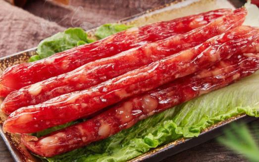 臘腸剛灌好可以吃嗎 臘腸灌好了要用熱水燙過嗎