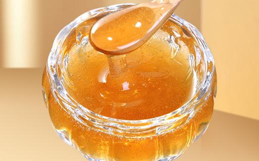 蜂蜜用多少度的水沖效果最好 一杯蜂蜜水放幾勺蜂蜜