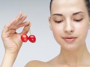 混合性皮膚用什么洗面奶?混合性皮膚怎么保養?