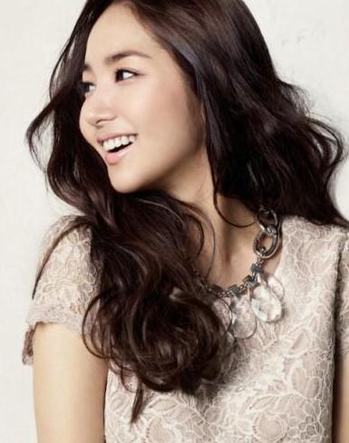 ��ʮ�qŮ����α��B(y��ng)��Ů�ː����������o�w�ļ��w���B(y��ng)�_ʼ