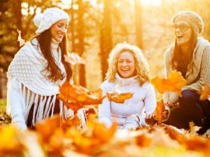 20歲、30歲、40歲的女人秋季如何保養(yǎng)皮膚防秋燥