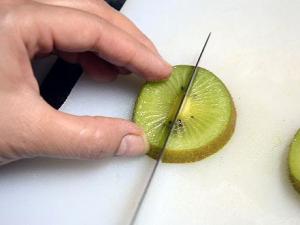 獼猴桃怎么吃美容?獼猴桃對皮膚有什么好處