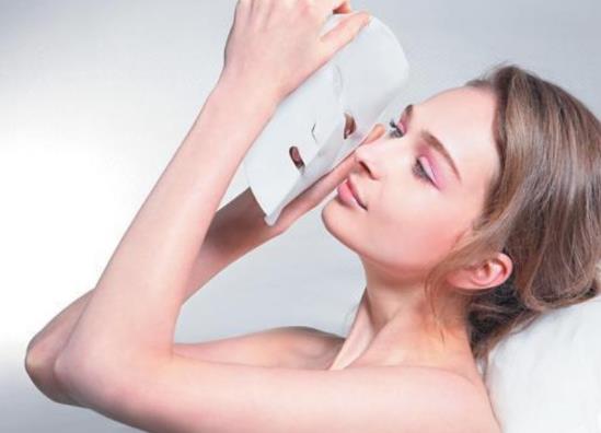 雞蛋清可以和牛奶敷在臉上嗎?牛奶敷臉過敏了怎么辦