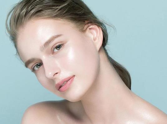 臉過敏用生理鹽水管用嗎?生理鹽水可以護(hù)膚嗎