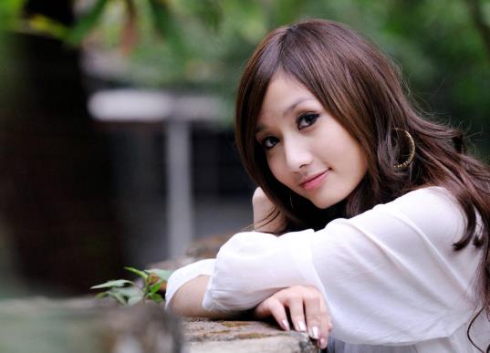 唇毛激光脫完越來越黑怎么辦?脫唇毛后紅腫一般多久會消失?