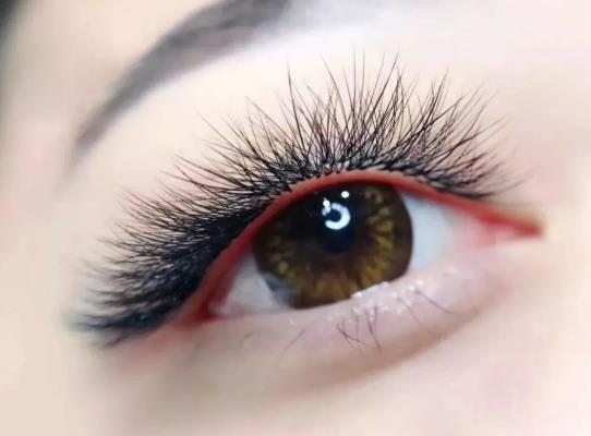 做雙眼皮修復要重新收費嗎?一年以上的雙眼皮疤痕怎么去掉