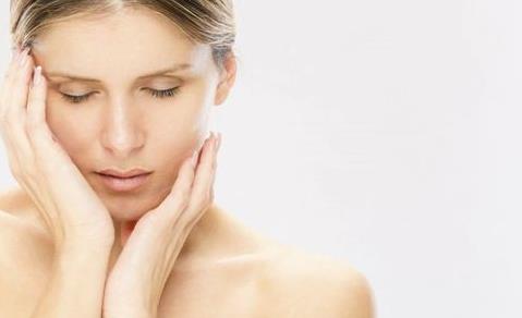 雙眼皮手術幾天拆線 怎么緩解埋線雙眼皮引起的淤青