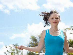 跳繩多久能減肥?跳繩減肥的方法