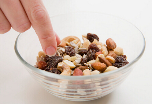 �Ի������ֆ᣿�����p��ʳ�V