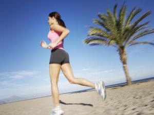 早上跑步有什么好處？早上跑步好還是晚上跑步好？