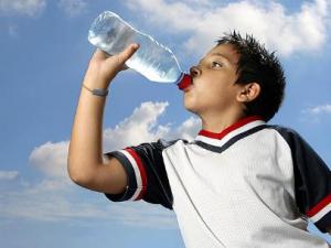 夏季高溫天氣如何防暑?夏季應(yīng)對(duì)高溫天氣小知識(shí)