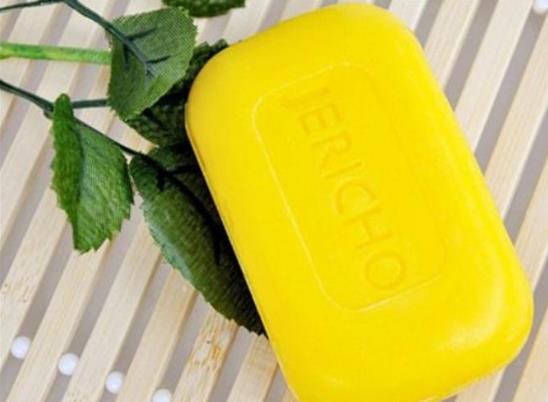 硫磺皂洗澡可以去背上的痘痘嗎?硫磺皂對皮膚病有用嗎?