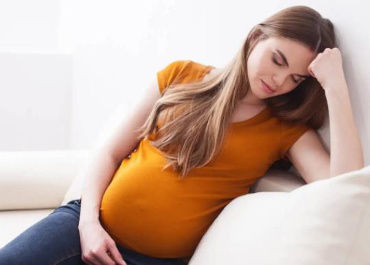 吃異維a酸不來月經了又停藥會來月經嗎?吃了異維a酸懷孕生下來會健康嗎