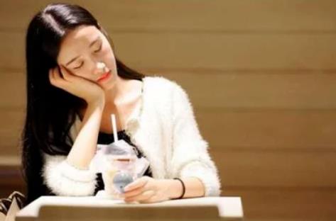 ѪҺ�����^������ʲô���� �m������������ͨѪ�ܵ�ʳ������Щ