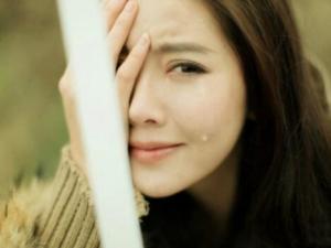 眼睛哭腫了怎么消腫?雙眼皮術(shù)后如何消腫