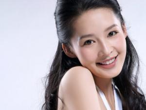 雙眼皮膠水怎么洗?雙眼皮膠水的危害