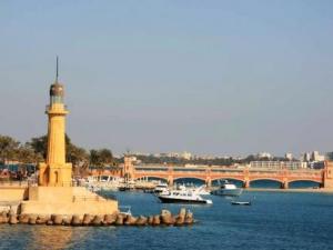 亞歷山大燈塔有多高?亞歷山大港燈塔的資料