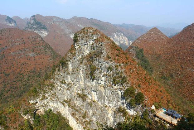 世界罕見的地質(zhì)奇觀喀斯特漏斗群 世界上最大的樂業(yè)天坑群在哪