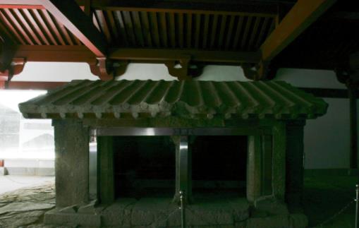 現(xiàn)存最古老的房屋建筑 孝堂山郭氏墓石距今已有1900年左右