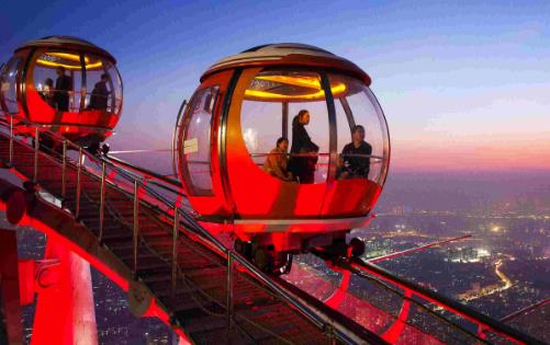 世界最大的空心摩天輪 中國山東白浪河摩天輪轉一圈要28分鐘