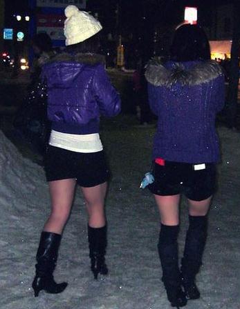 �ձ�Ů�˶��촩ȹ�Ӳ�����������ձ�Ů�˞�ɶһ���ļ�����ȹ��