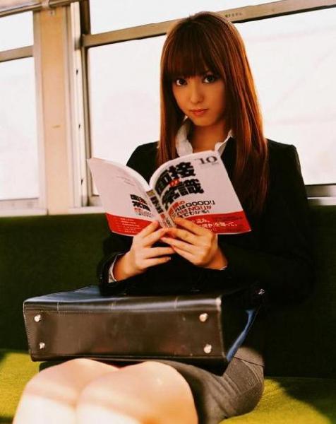 �ձ�Ů������ľϣ�ٱ��غ����G���������ع������ˈ�������������ǰ99����Ů