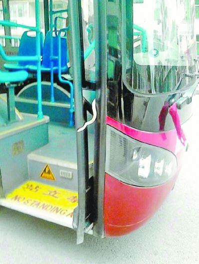 ��h����܇���;���@�F1���L���߇��ĳ˿ͣ���׽�߶��߲�����