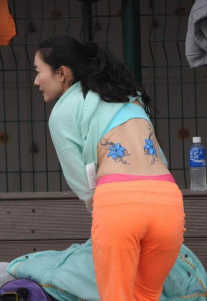 �W�_�����i���ˣ��������i�������ܡ���܊�����F�������������W�ѱ�Ц