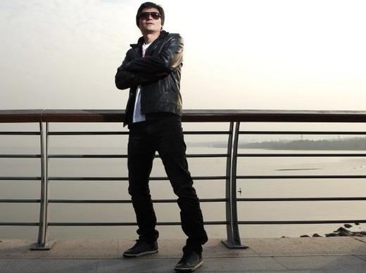 ����Ϭ�����S�TС�����TС���y���X�����ɣ����Z�Žz�ٳ����О�