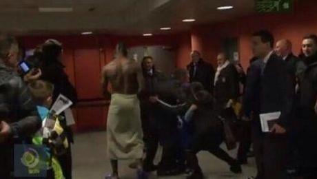 ��������J�����������^���c������T���R���R�����������