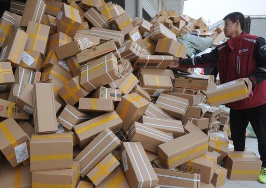 沒有買東西收到快遞是不是騙局?貨到付款被騙找快遞員有用嗎