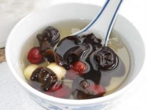 臉上的雀斑怎么去掉?吃什么能去除雀斑