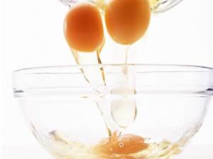 如何用雞蛋祛斑?雞蛋祛斑的小竅門