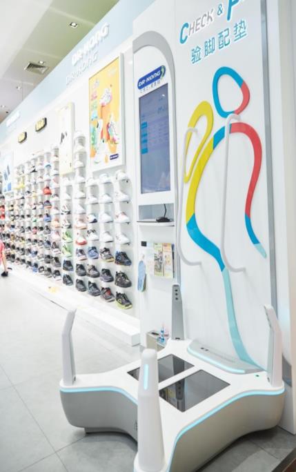 開學返校日,備受孩子家長寵愛的江博士開學裝備