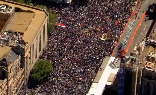 奧密克戎至少發生32處變異真的假的 感染奧密克戎會更嚴重嗎