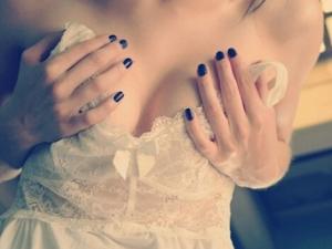 乳頭發(fā)黑是什么原因？怎樣選擇乳暈霜