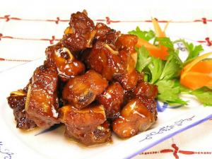 高壓鍋燉排骨怎么做才好吃？高壓鍋燉排骨的營養價值