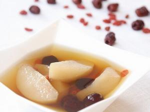 冰糖紅棗燉雪梨的做法-冰糖紅棗燉雪梨怎么做?