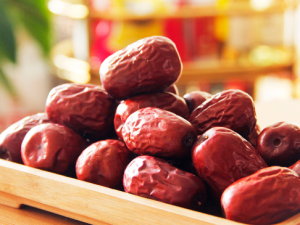 首烏大棗粥的做法-紅棗吃得好一生不會老