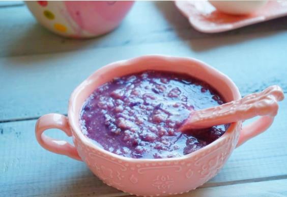 紫薯粥怎么才能煮成紫色?消化不良能吃紫薯粥嗎?