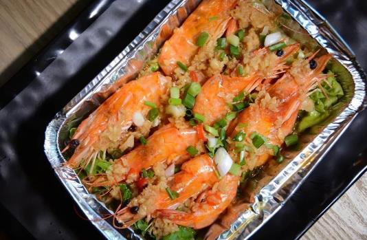 烤箱錫紙需要扎洞開縫隙嗎?烤箱錫紙用完了用什么代替