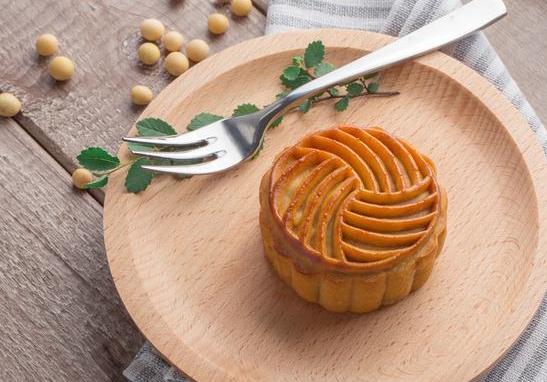 月餅回油慢有什么辦法?月餅回油和油的種類有關系嗎?