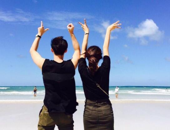 結婚三年沒領證離婚了要退彩禮嗎?同居了半年女方不退還彩禮犯法嗎?