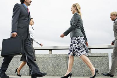 ��������·�˄ݿ��Ը���F������ƪ��